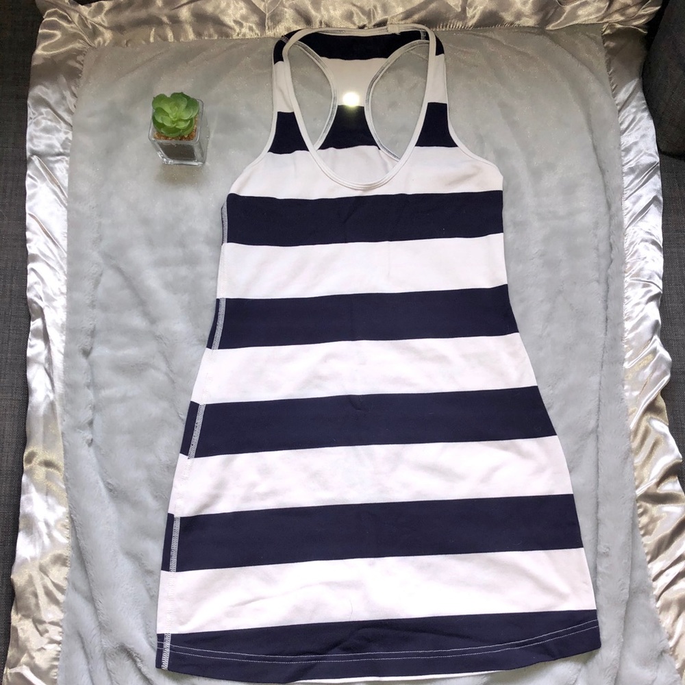 Lululemon tank sz 4
